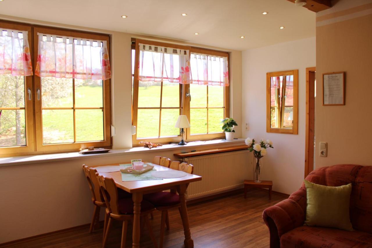 Gaestehaus Sporrer Neualbenreuth Ngoại thất bức ảnh